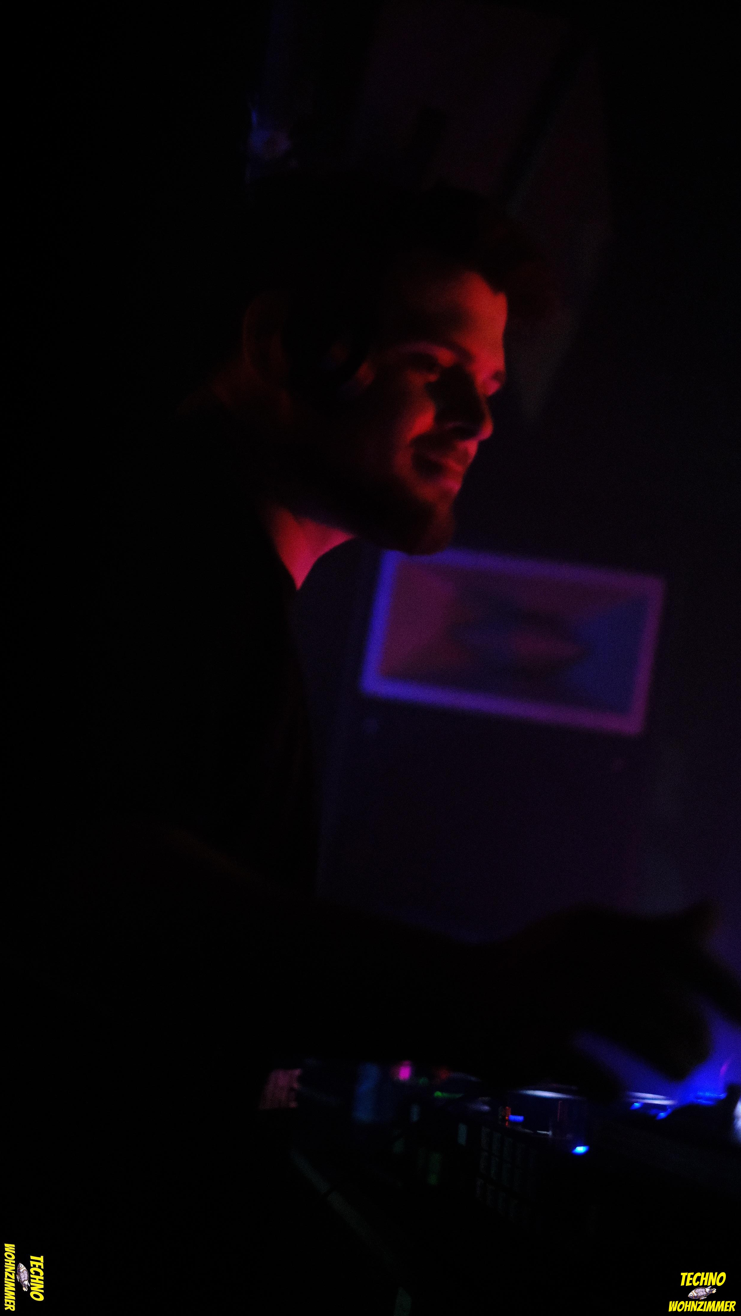 Techno Wohnzimmer Galerie